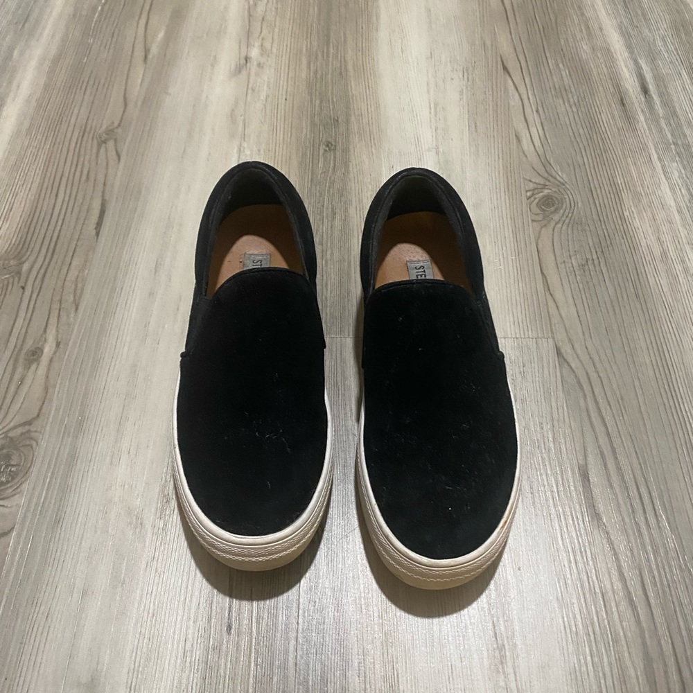 Black Suede Steve Madden slip on platform shoes